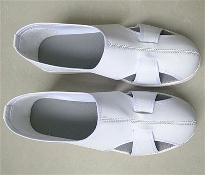 Pa fath o esgidiau gwrthstatig sydd eu hangen ar y diwydiant electroneg